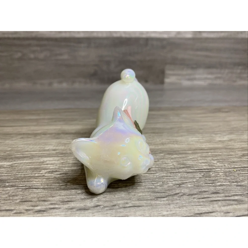Fenton Pearly Sentiment Iridescent Crouching Kitty Cat Figurine with Flower Bow